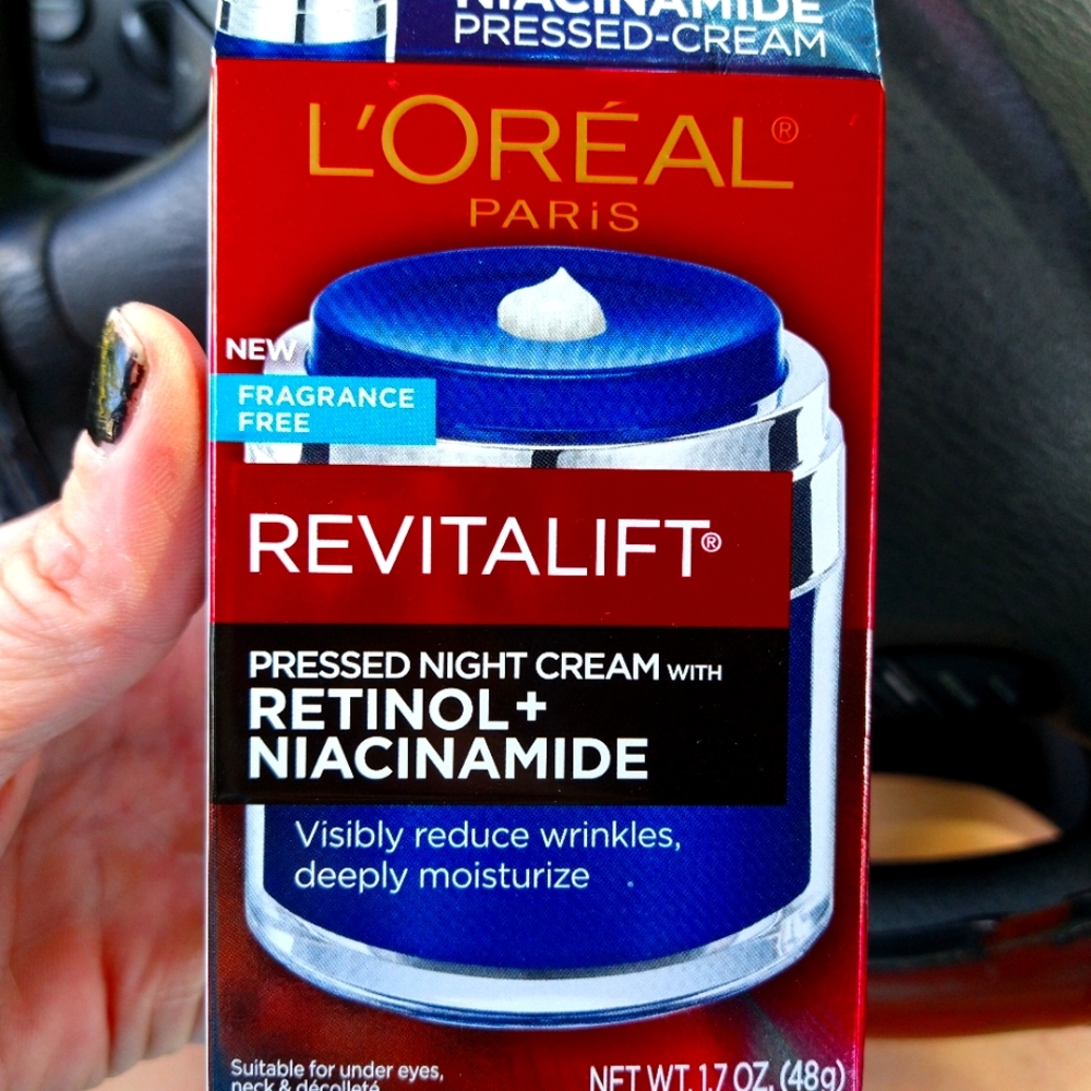 L'Oreal Paris pressed night cream